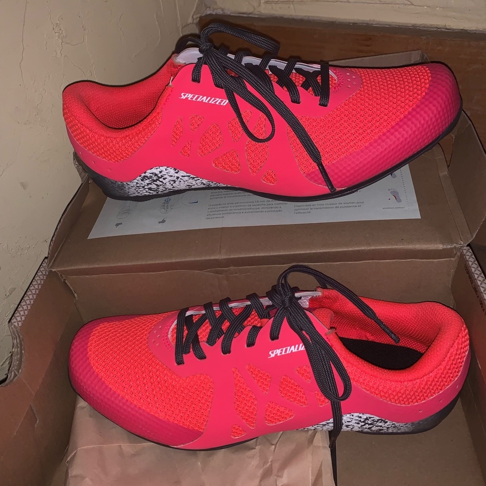Brand new Specialized Spin/Bike shoes
